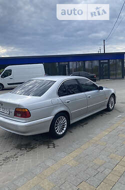Седан BMW 5 Series 2001 в Львове