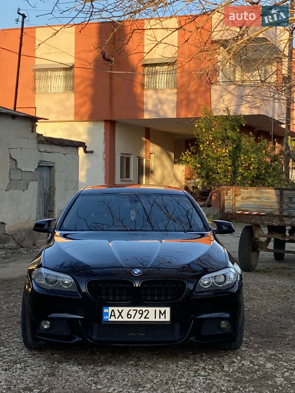 Седан BMW 5 Series 2013 в Харькове