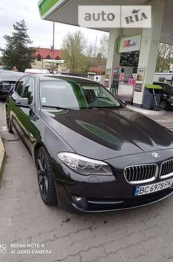 Седан BMW 5 Series 2010 в Львове