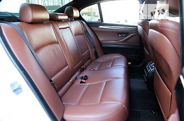 Седан BMW 5 Series 2015 в 