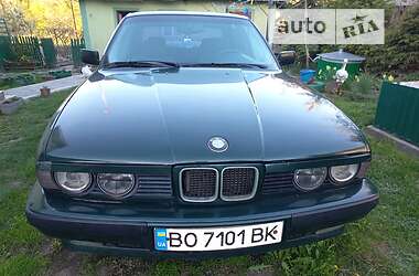 Седан BMW 5 Series 1993 в Чорткові