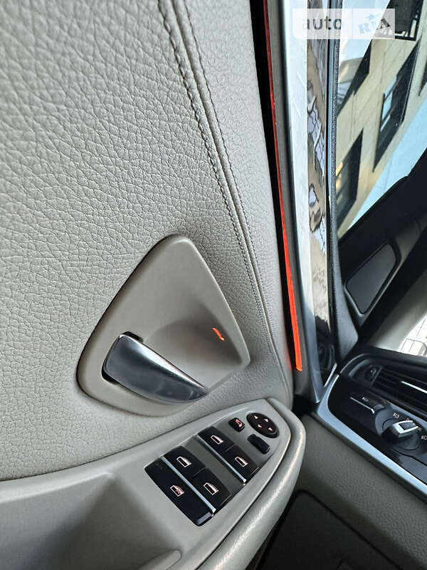 Седан BMW 5 Series 2011 в Луцьку