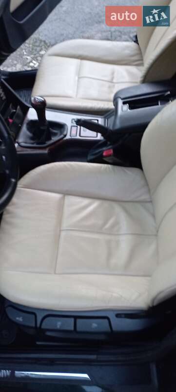 Седан BMW 5 Series 2000 в Львове