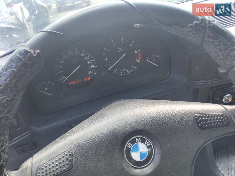 Седан BMW 5 Series 1991 в Любомле фото 5 Седан BMW 5 Series 1991 в Любомле