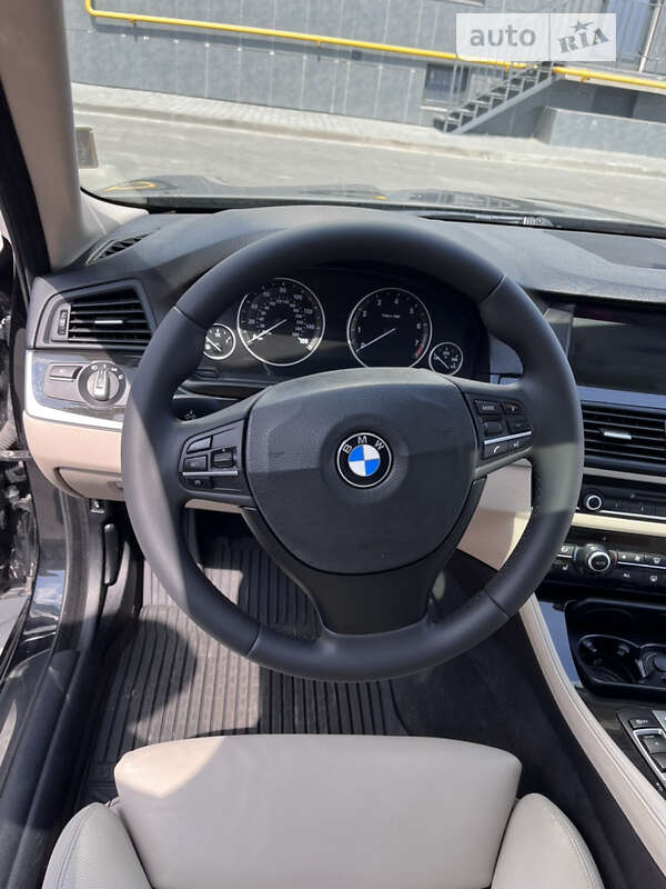Седан BMW 5 Series 2011 в Луцьку