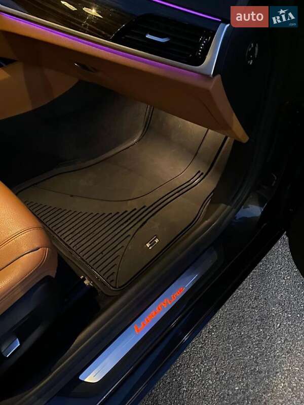 Седан BMW 5 Series 2017 в Киеве