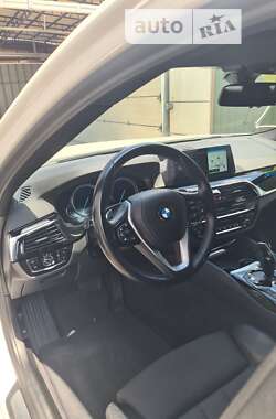 Седан BMW 5 Series 2018 в 