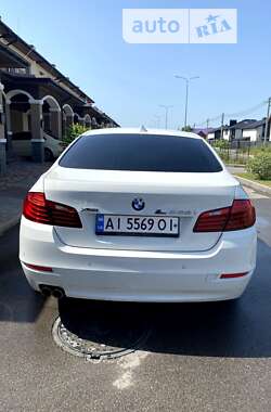Седан BMW 5 Series 2014 в Дніпрі