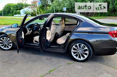 Седан BMW 5 Series 2013 в Львові