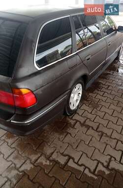 Универсал BMW 5 Series 2000 в Сумах