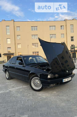 Седан BMW 5 Series 1990 в 