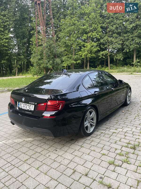 Седан BMW 5 Series 2014 в Львове