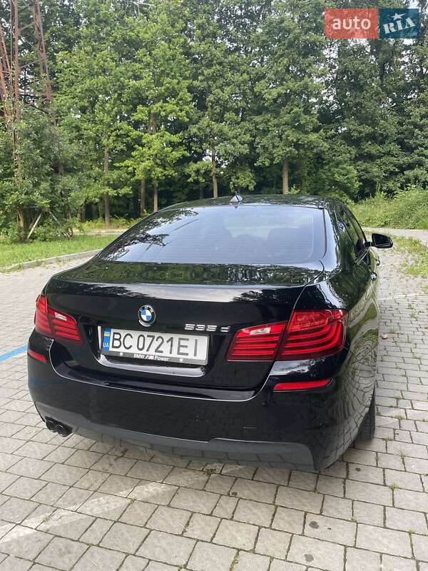 Седан BMW 5 Series 2014 в Львове