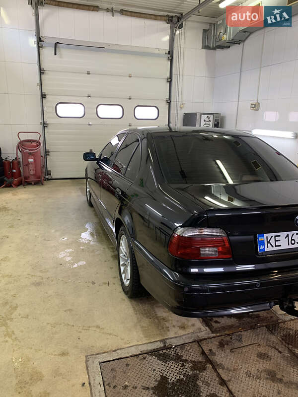 Седан BMW 5 Series 2001 в Дніпрі