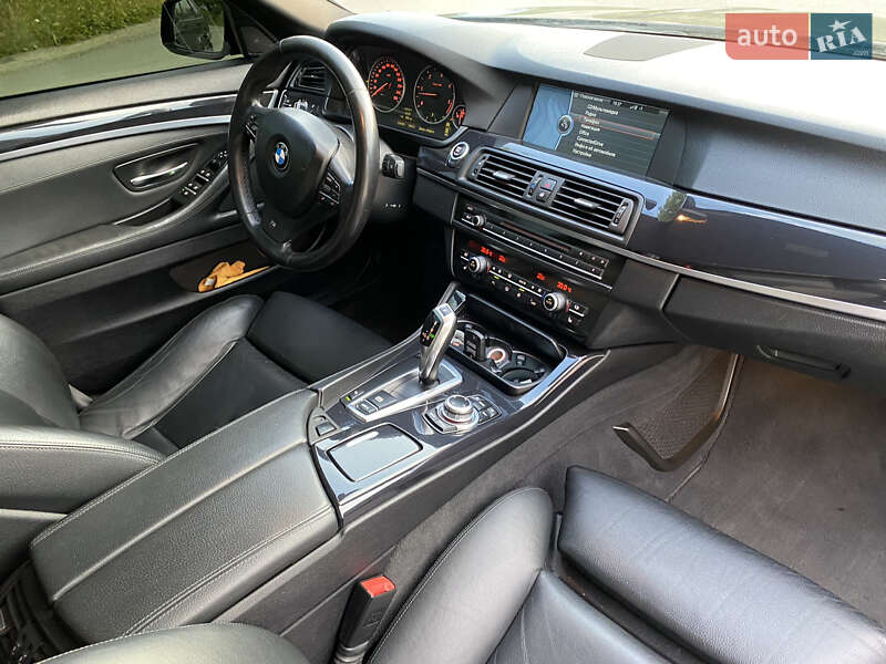 Седан BMW 5 Series 2010 в Запоріжжі