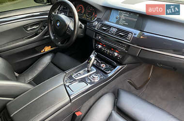 Седан BMW 5 Series 2010 в 