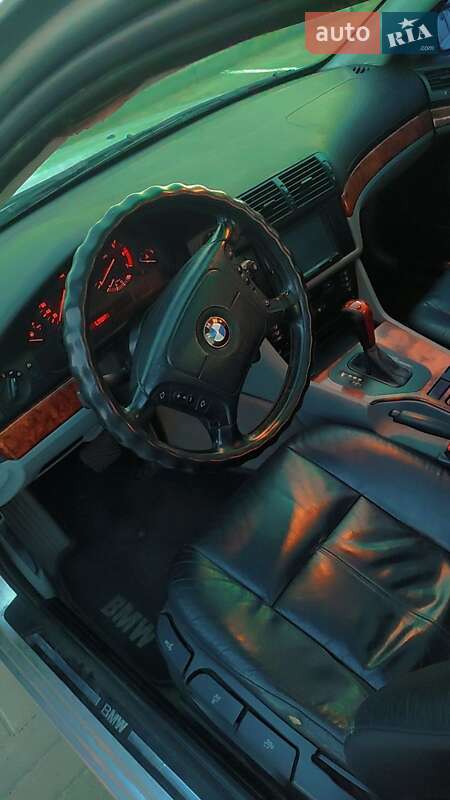 Седан BMW 5 Series 1998 в Черкассах
