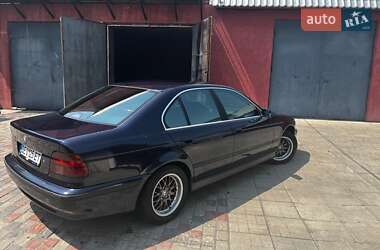 Седан BMW 5 Series 1998 в Першотравенську