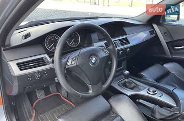 Седан BMW 5 Series 2005 в 