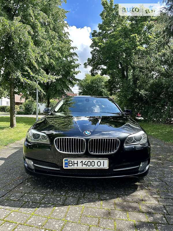 Универсал BMW 5 Series 2012 в 