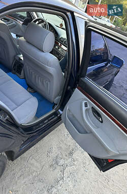 Седан BMW 5 Series 2000 в 