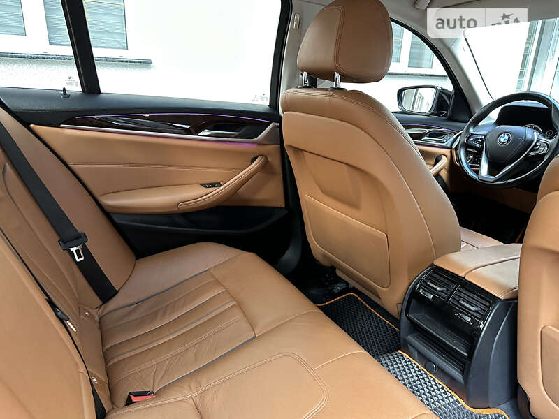 Седан BMW 5 Series 2017 в Тячеве