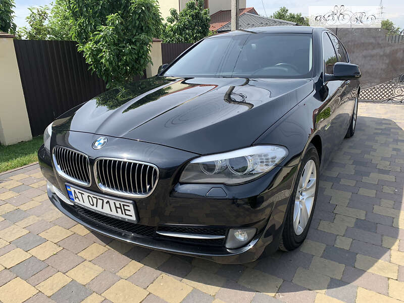 Седан BMW 5 Series 2013 в Івано-Франківську