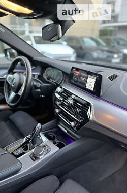 Седан BMW 5 Series 2017 в 