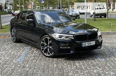 Седан BMW 5 Series 2018 в Дніпрі