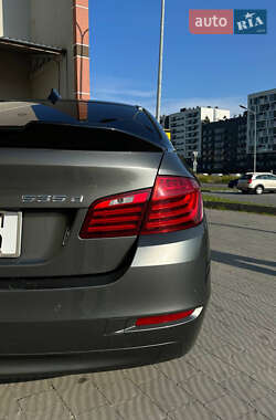 Седан BMW 5 Series 2013 в Львове