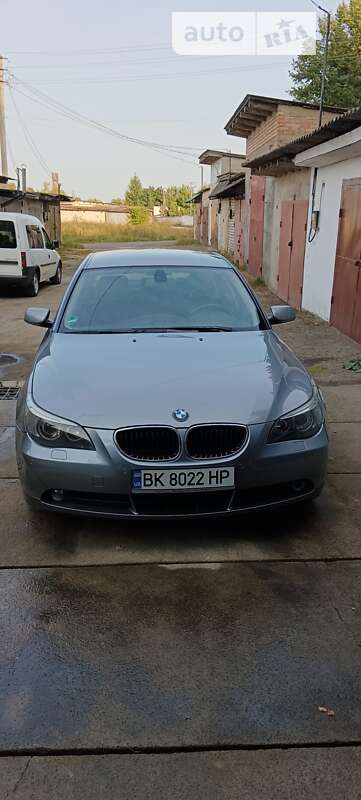 Седан BMW 5 Series 2004 в Костополе