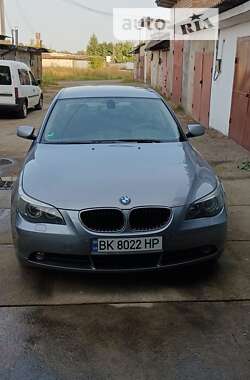 Седан BMW 5 Series 2004 в Костополе