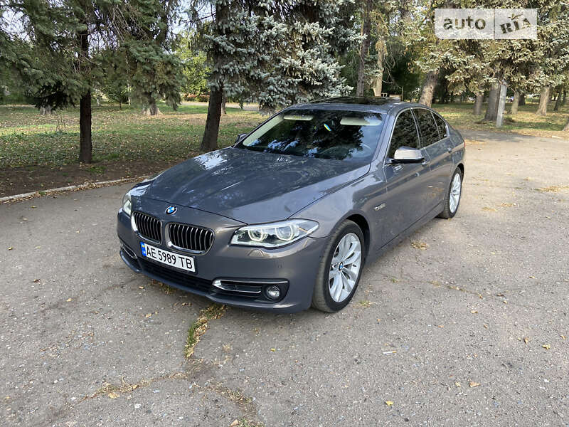 Седан BMW 5 Series 2016 в Краматорську