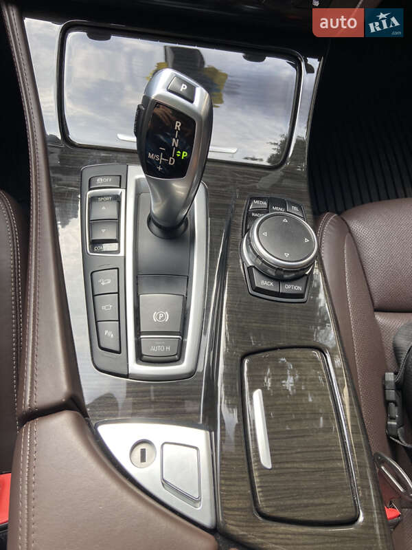 Седан BMW 5 Series 2016 в Черкасах