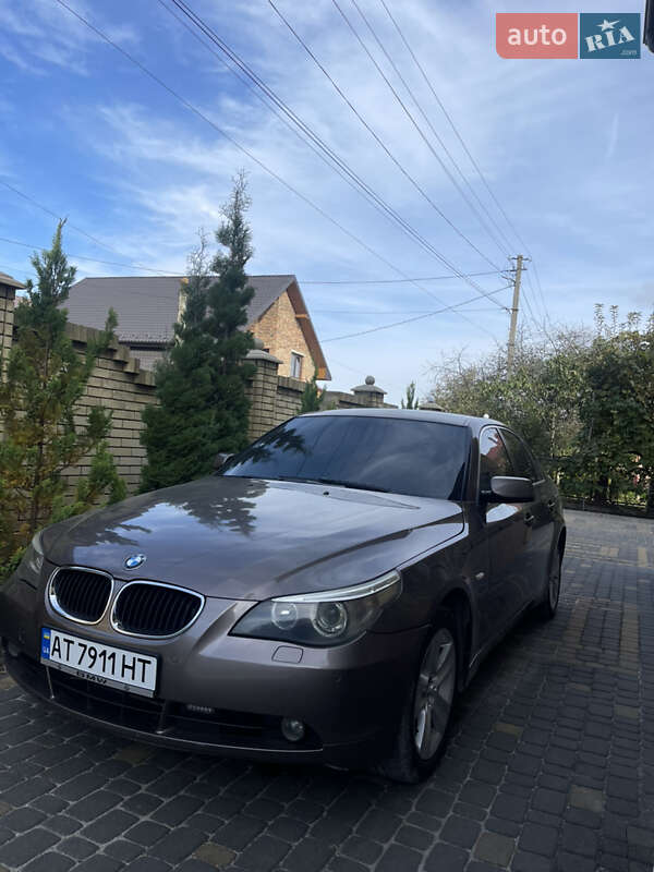 BMW 5 Series 2004