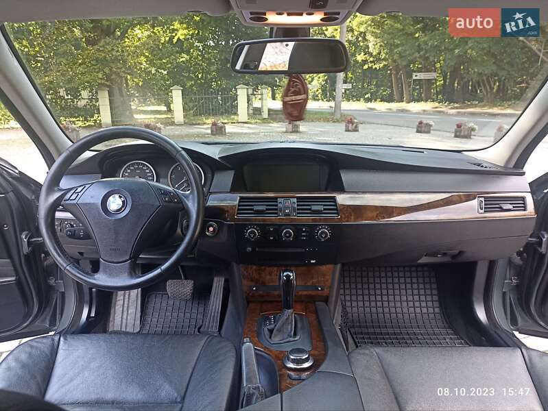 Седан BMW 5 Series 2006 в Львове