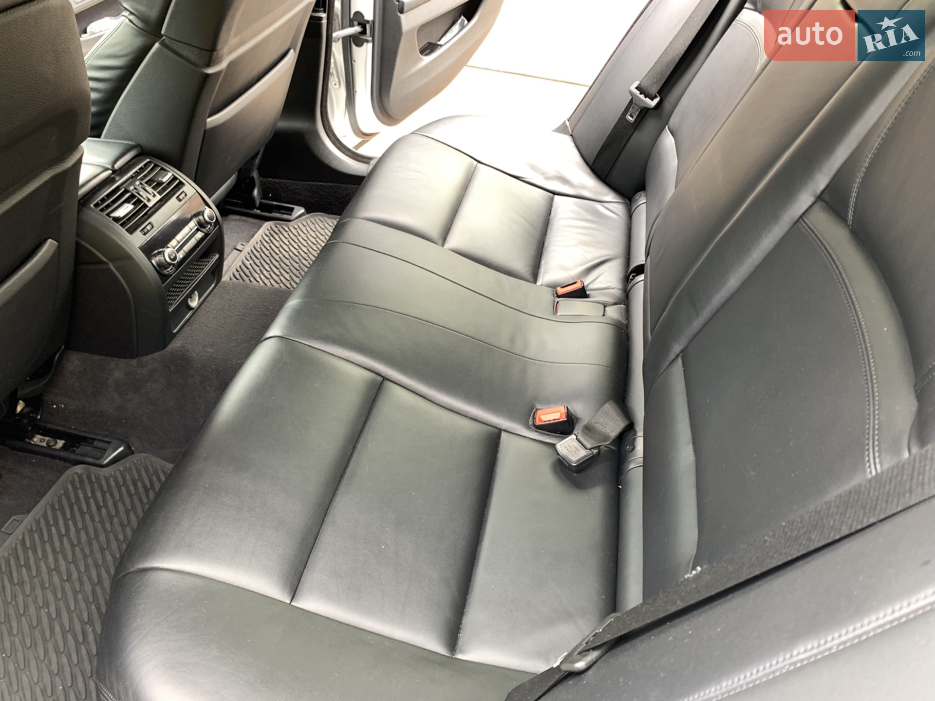 2011 BMW 5er - мініатюра 19