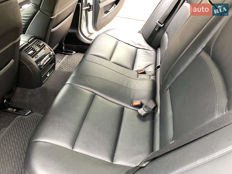 Седан BMW 5 Series 2011 в Самборе фото 19 Седан BMW 5 Series 2011 в Самборе