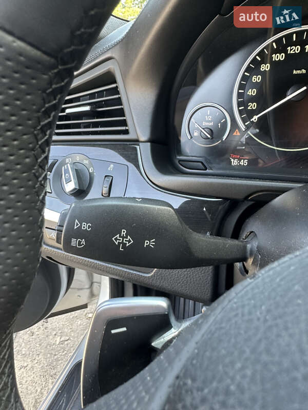 Седан BMW 5 Series 2011 в Самборе фото 25 Седан BMW 5 Series 2011 в Самборе