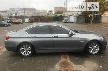 Седан BMW 5 Series 2016 в Киеве