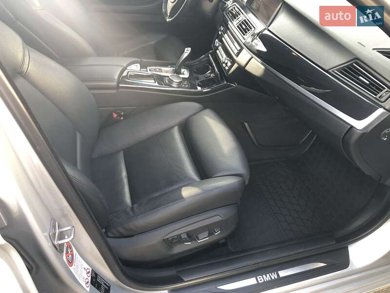 Седан BMW 5 Series 2014 в Вінниці