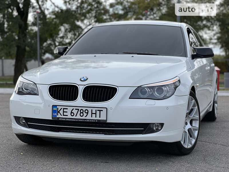 Седан BMW 5 Series 2008 в 