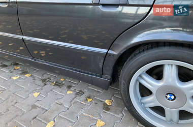Седан BMW 5 Series 1994 в 