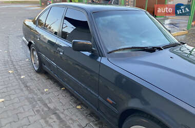 Седан BMW 5 Series 1994 в 