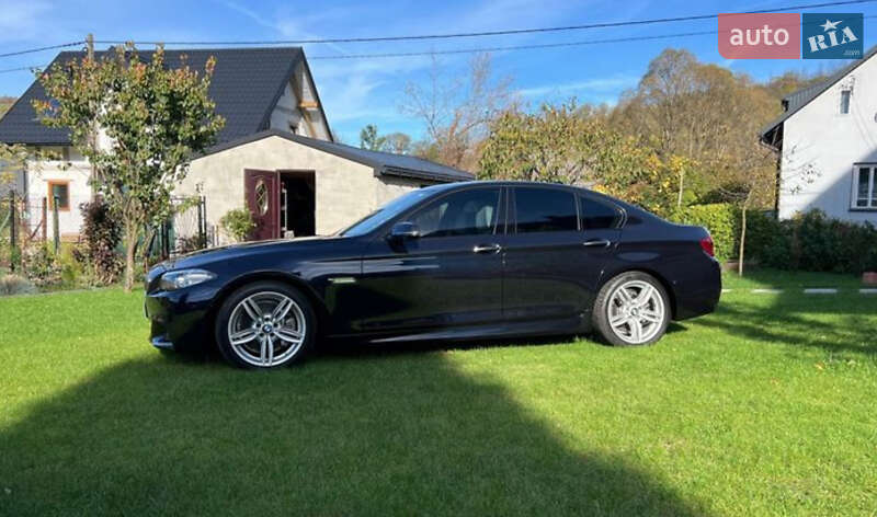 Седан BMW 5 Series 2016 в Львове