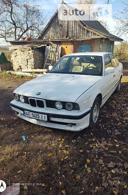 Седан BMW 5 Series 1989 в Покровском