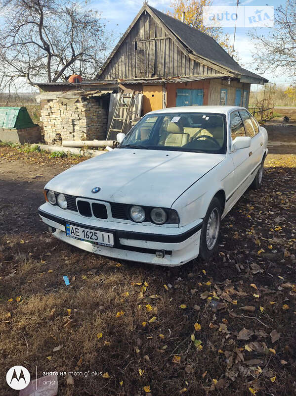 Седан BMW 5 Series 1989 в Покровском