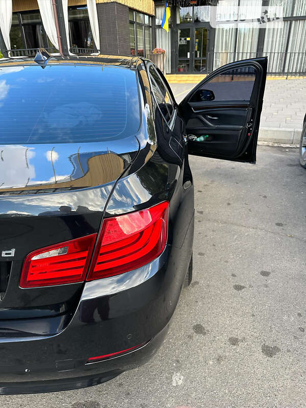Седан BMW 5 Series 2013 в Николаеве