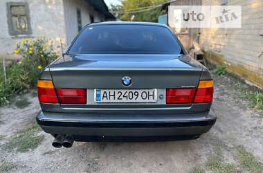 Седан BMW 5 Series 1990 в Павлограді