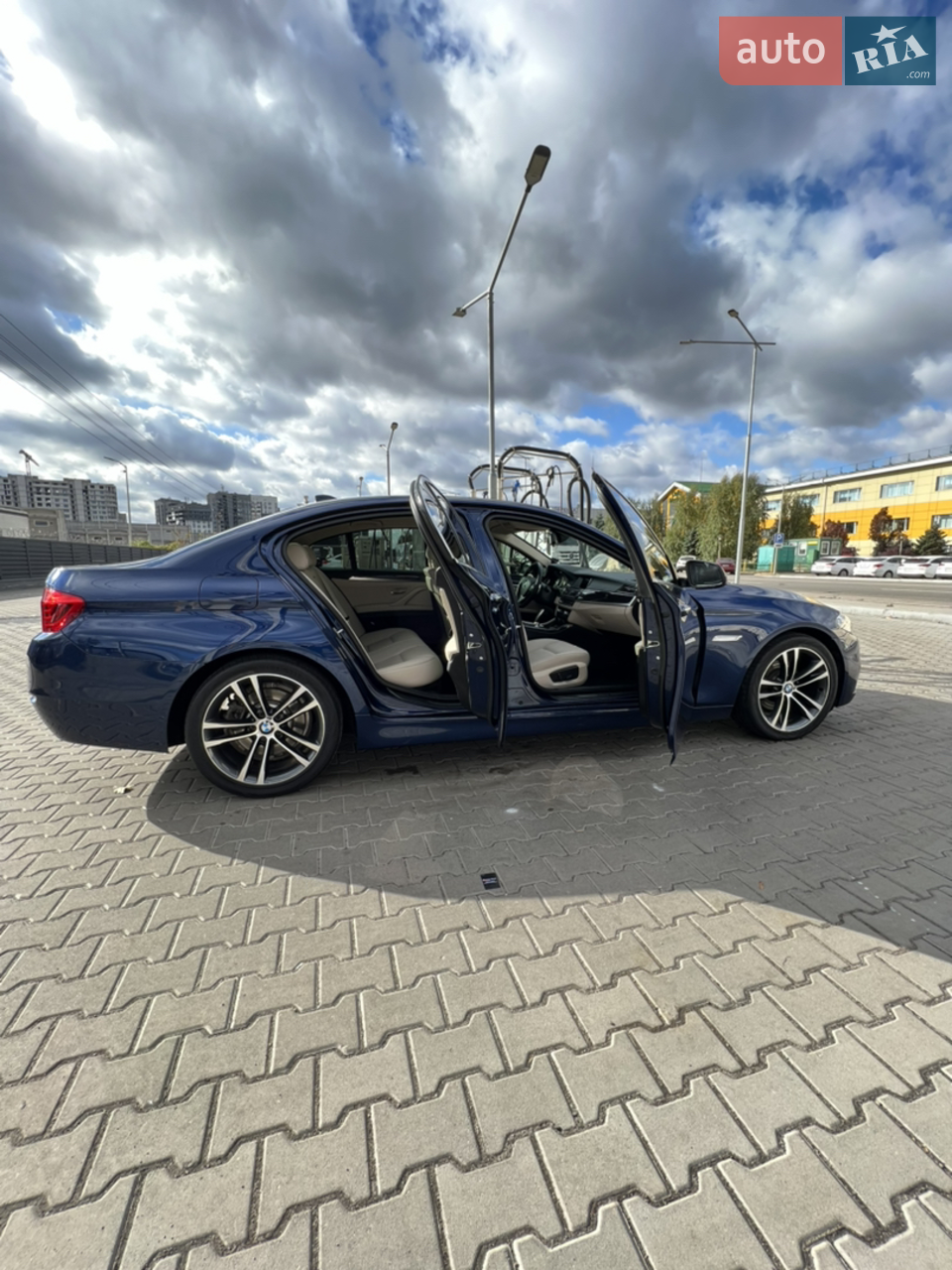 2016 BMW 5er - мініатюра 14